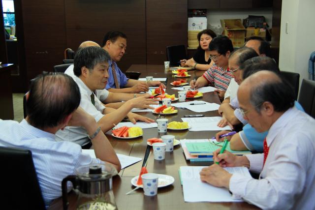 實地訪查後必須完整填寫｢新北市政府衛生局101年度藥商（局）普查現況訪查/調查表｣並將相關資料匯整，統一上傳至新北市政府衛生局