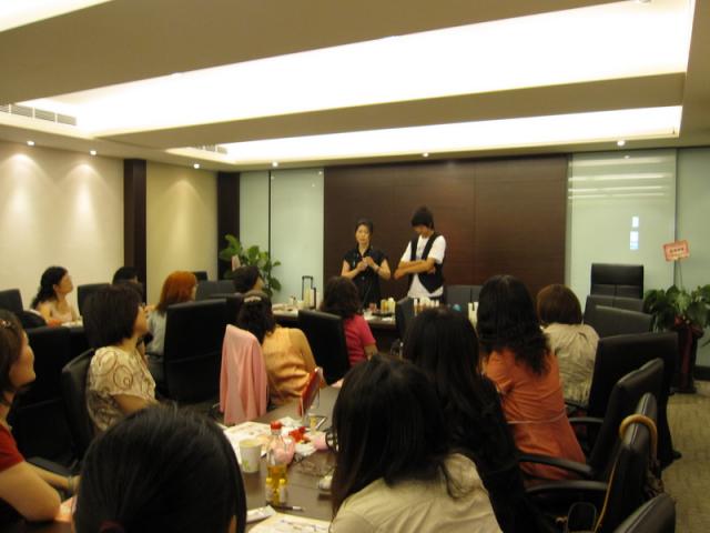 2009_0711女藥師聯誼委員會_漂亮一夏011